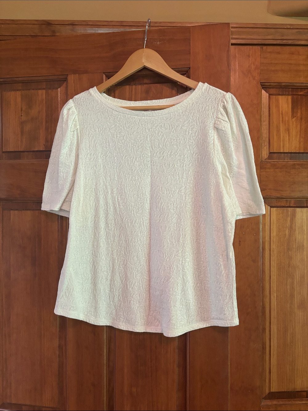 LOFT Cream Embossed Short Sleeve Crewneck Top